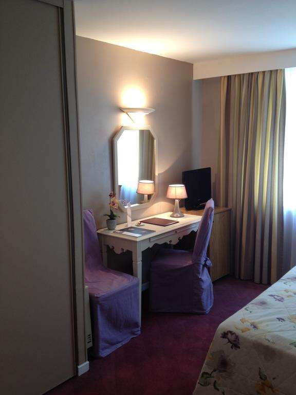 Hotel Le Festival Cannes Room photo